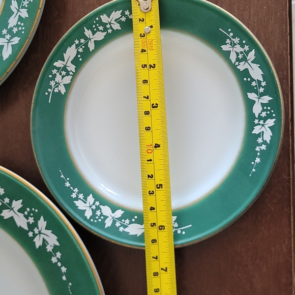 P33: Dinner ware set of 3 marked - Picture 2 of 6